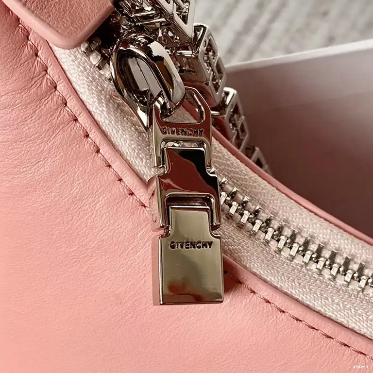 2206RF0002 Bag Givenchy 0523